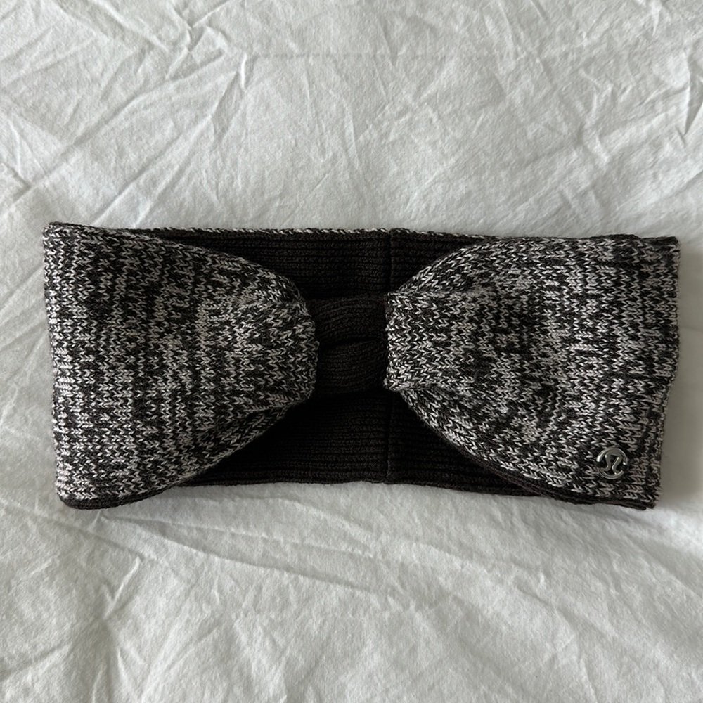 NWOT Lululemon Ear Band
